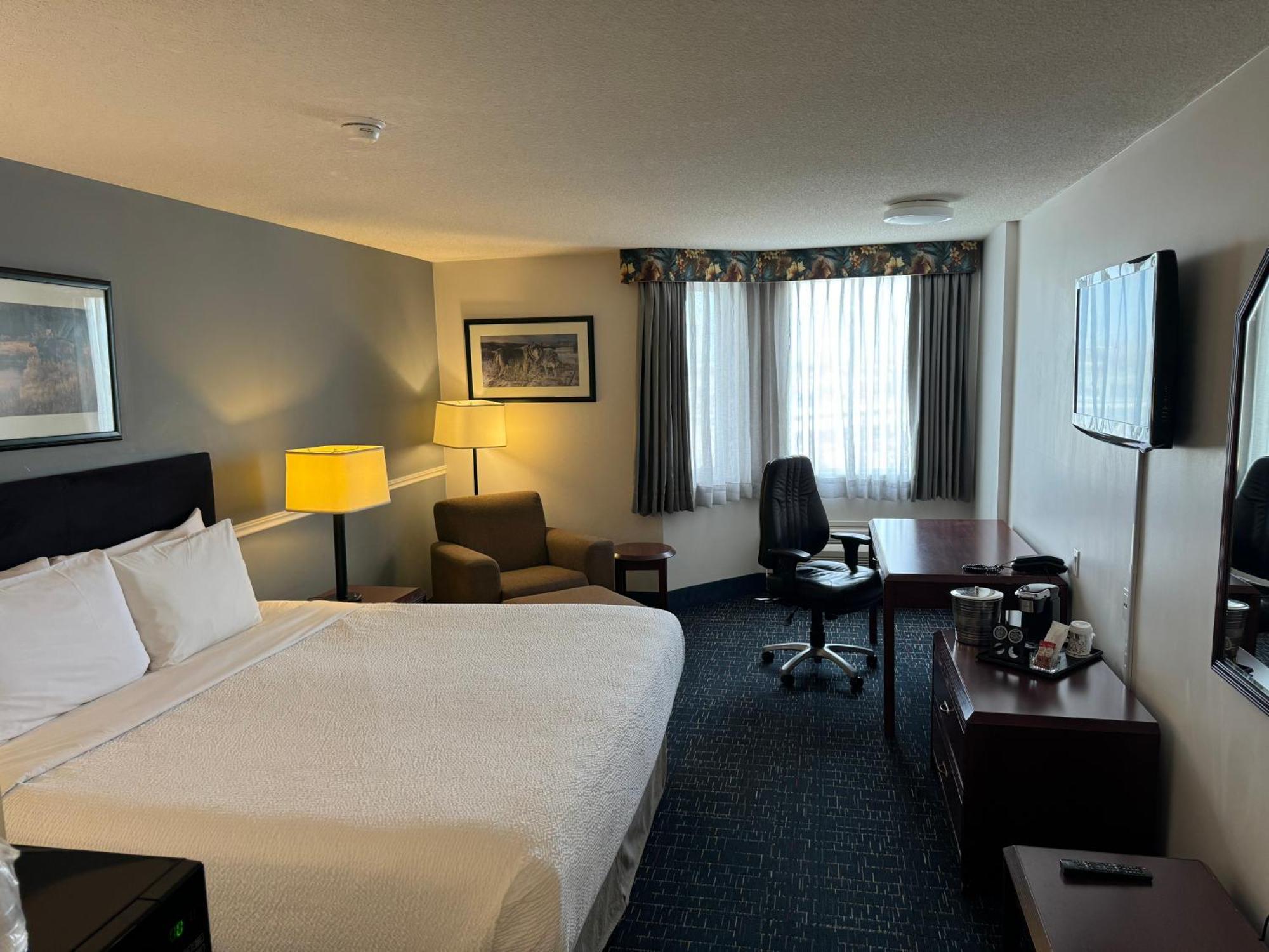 Hotel Riviera Plaza&Conference Centre Calgary Airport Exterior foto