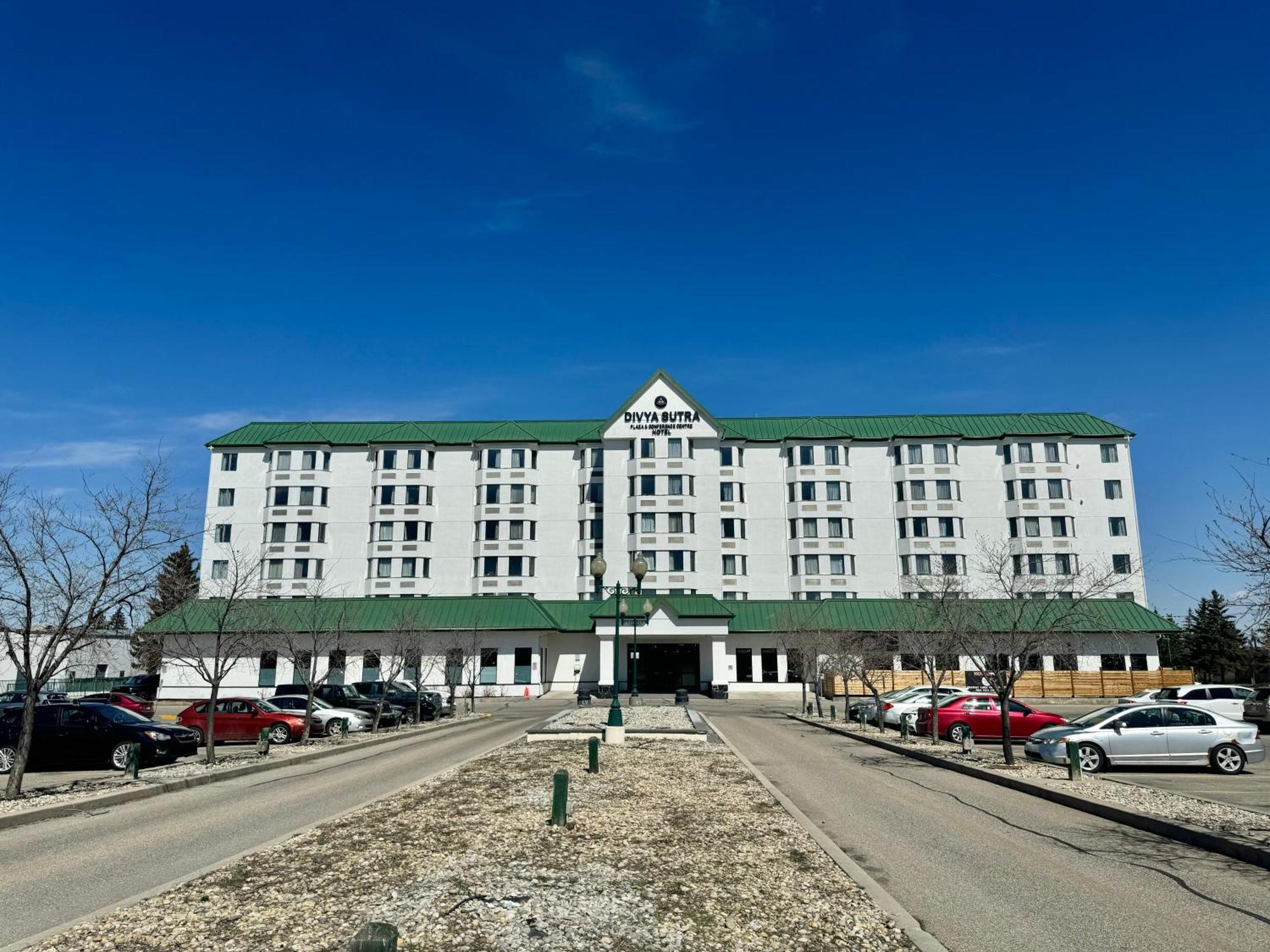 Hotel Riviera Plaza&Conference Centre Calgary Airport Exterior foto