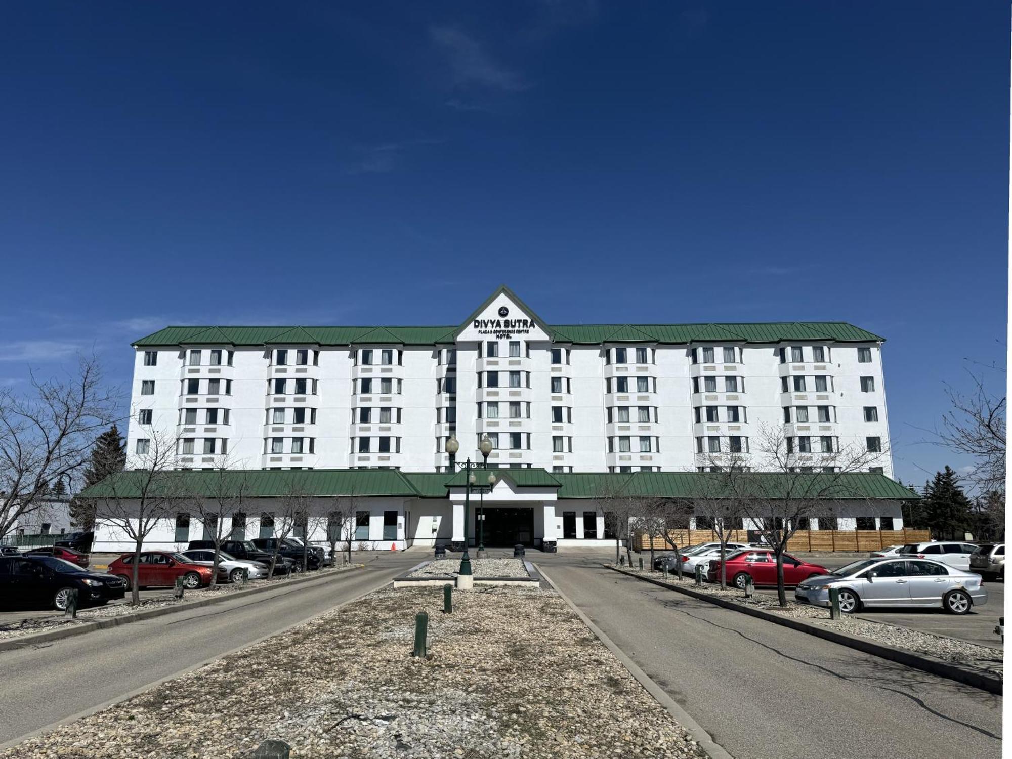 Hotel Riviera Plaza&Conference Centre Calgary Airport Exterior foto